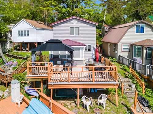 328 Lakeview Blvd, Delevan, NY, 14042-9427 | Card Image
