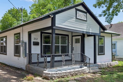312 Leads St, Dallas, TX, 75203-3145 | Card Image