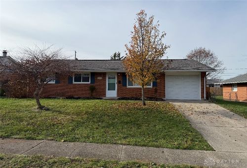 3729 Marion Dr, Enon, OH, 45323-1203 | Card Image