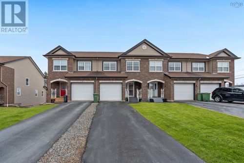 7 Morningfield Lane, Dartmouth, NS, B2W0J6 | Card Image