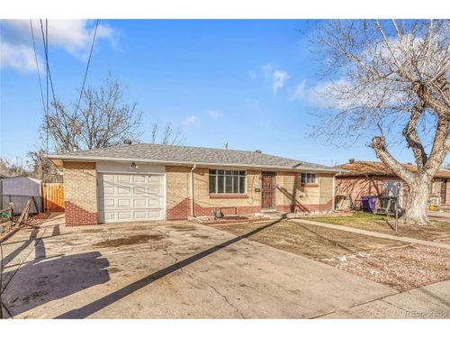 2605 W Gunnison Dr, Denver, CO, 80219-4705 | Card Image