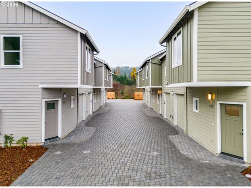 14370 Se Knight St, Portland, OR, 97236 | Card Image