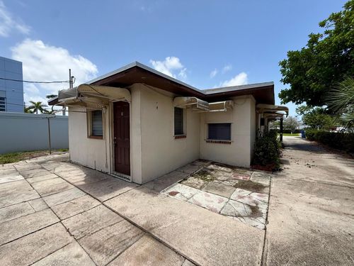 apt-5-43 E 16th St, Riviera Beach, FL, 33404-5632 | Card Image