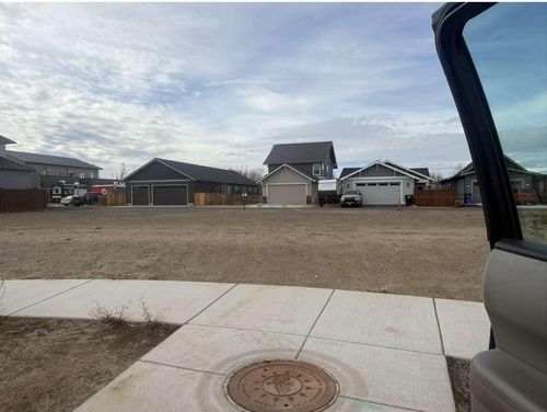 117-863 Nw 18th Court, Redmond, OR, 97756 | Card Image