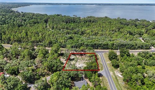 3 Bay Dr, OCKLAWAHA, FL, 32179-5620 | Card Image