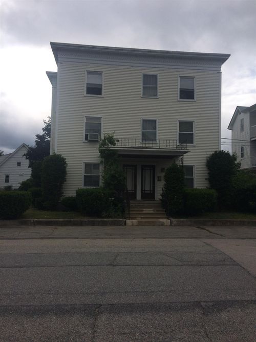 108 Alsace St, Manchester, NH, 03102-3057 | Card Image