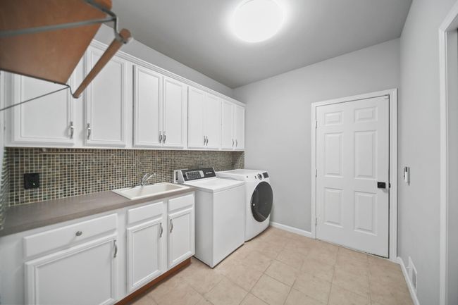 874 Pinecrest, House other with 6 bedrooms, 4 bathrooms and null parking in Dexter MI | Image 20