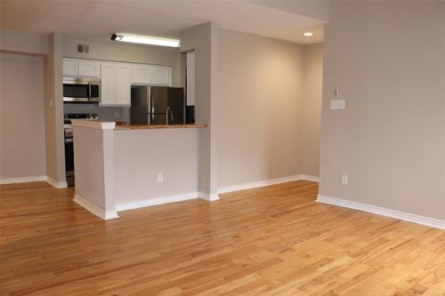 apt-8-1818 Augusta Dr, Houston, TX, 77057-3125 | Card Image