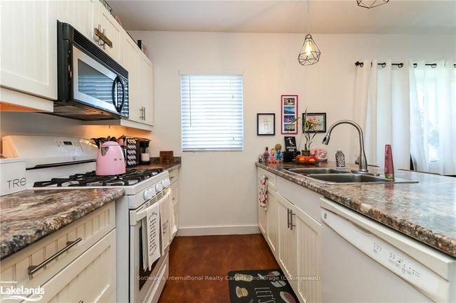 121 Birch St, House other with 4 bedrooms, 3 bathrooms and 4 parking in Collingwood ON | Image 34