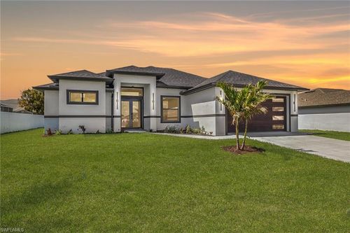 922 Ne 5th Ave, Cape Coral, FL, 33909-1000 | Card Image
