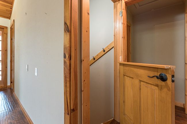 292 Holly Cove Cir, Home with 2 bedrooms, 3 bathrooms and null parking in Blairsville GA | Image 24