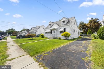 15 Marlow Court, House other with 4 bedrooms, 1 bathrooms and null parking in Hamilton NJ | Image 2