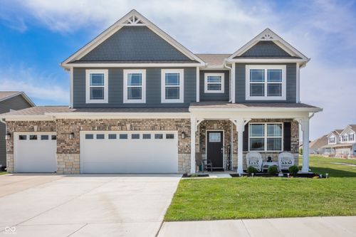 305 Waterford Ln, Pendleton, IN, 46064-6418 | Card Image