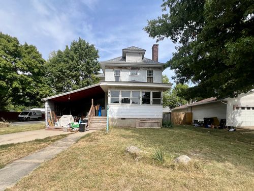 212 W Vine St, Villa Grove, IL, 61956-1036 | Card Image