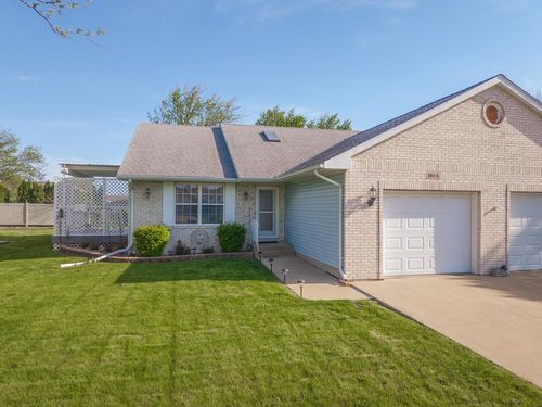 a-104 Susan Drive, Dwight, IL, 60420 | Card Image