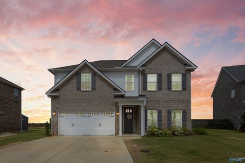 24454 Beacon Cir, Athens, AL, 35613-1217 | Card Image