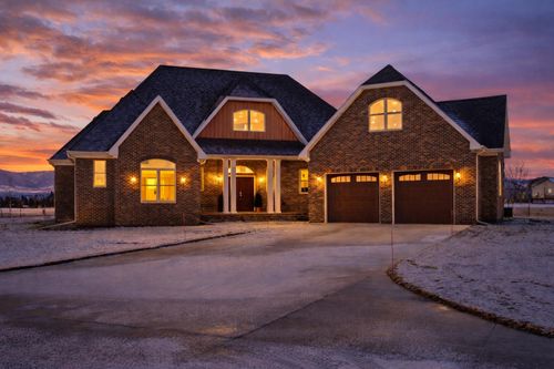 70 Saddlecrest Dr, Sheridan, WY, 82801-4528 | Card Image