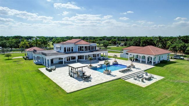 4610 Sw 178 Th Ave, House other with 8 bedrooms, 8 bathrooms and null parking in Southwest Ranches FL | Image 80