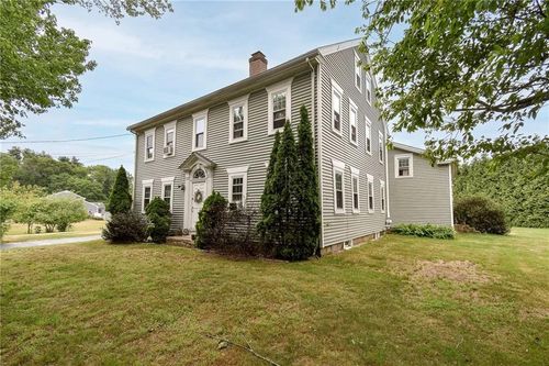 195 Town Farm Rd, Coventry, RI, 02816-8944 | Card Image