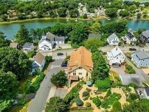 2-457 Washington St, Gloucester, MA, 01930-1789 | Card Image