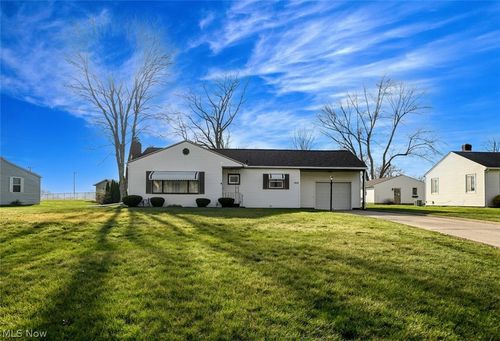 5838 Harter Home Dr, New Franklin, OH, 44319-4641 | Card Image