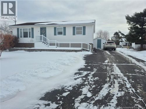 318 Sunset Cres, Beresford, NB, E8K2G6 | Card Image