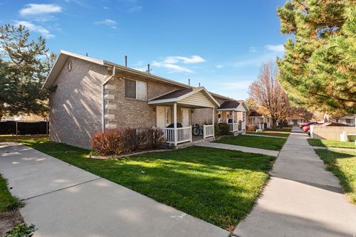 20-994 E 900 S, Provo, UT, 84606-6398 | Card Image
