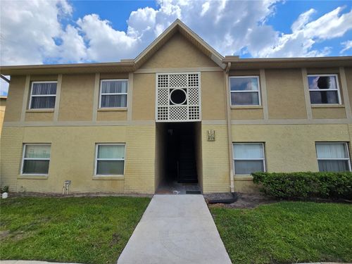 4-9933 Sweepstakes Ln, Orlando, FL, 32837-7838 | Card Image