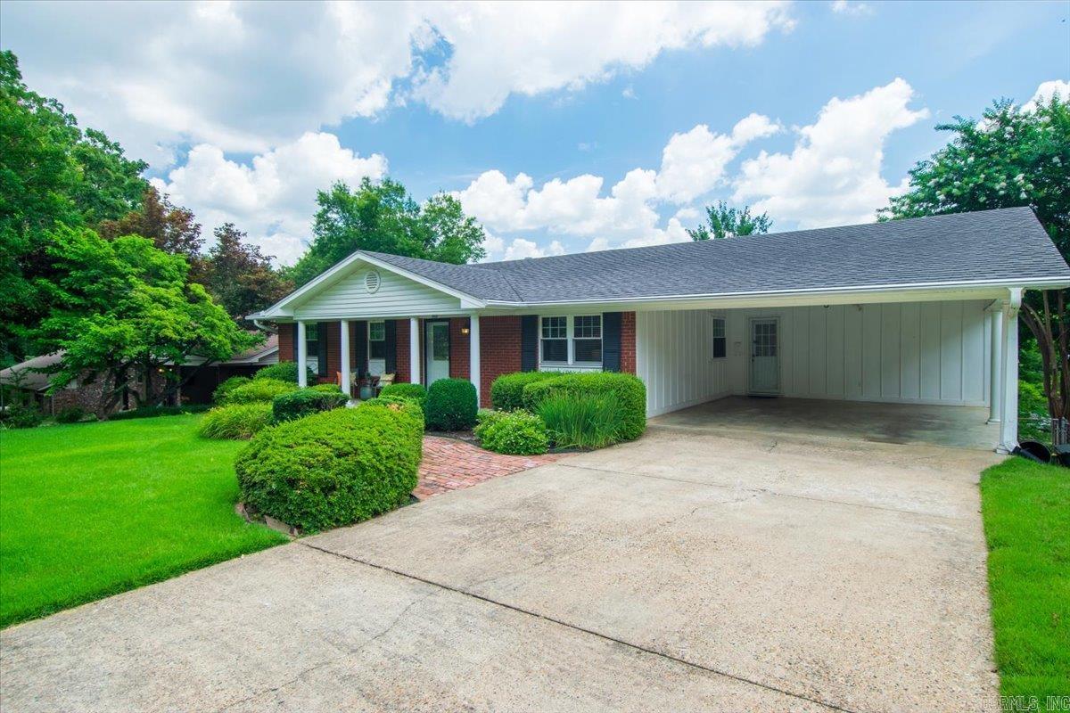 Amherst Dr, Little Rock, AR 72205