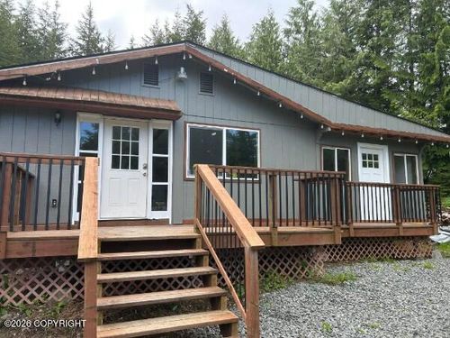 224 Christopher Road, Ketchikan, AK, 99901 | Card Image