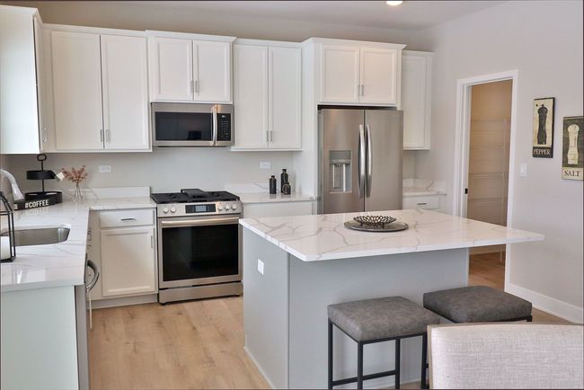 14340 W Margaret St, House other with 4 bedrooms, 3 bathrooms and 3 parking in Manhattan IL | Image 16