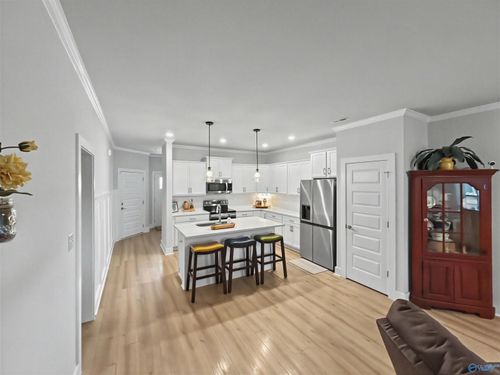 148 Clift Farm Dr, Madison, AL, 35757-2204 | Card Image