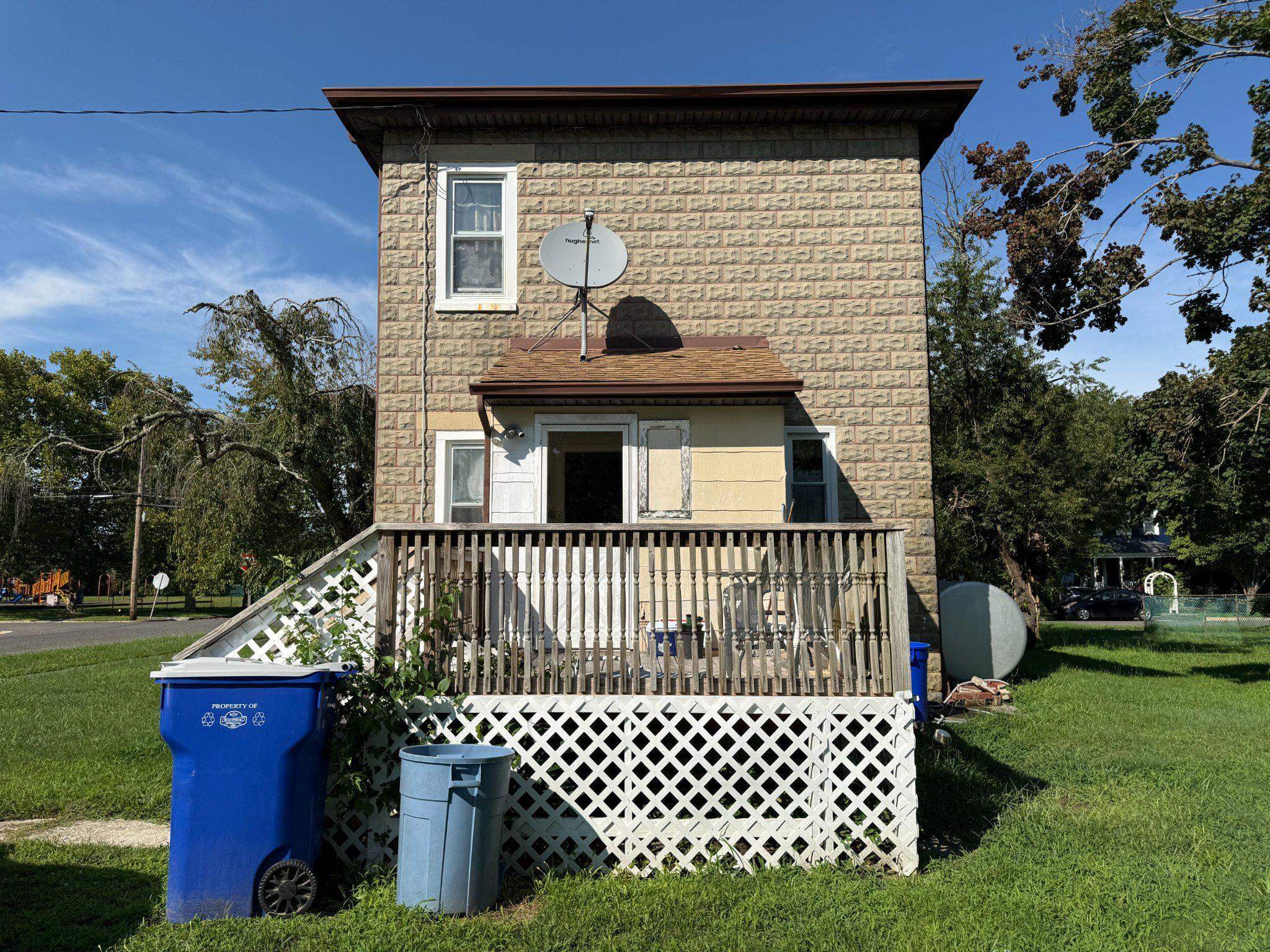 Residential in Woodbine 3