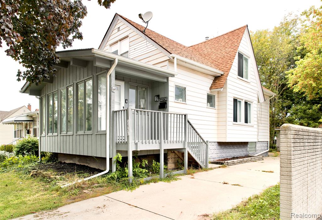 Cushing Ave, Eastpointe, MI 48021