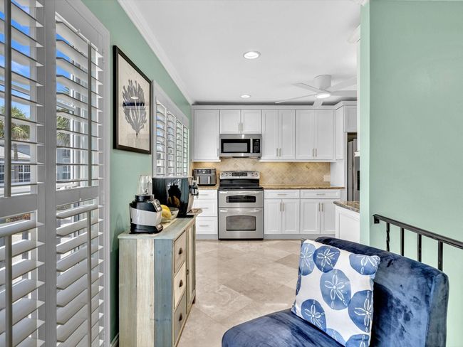 APT-64 - 1194 Hillsboro Mile, Townhouse with 3 bedrooms, 4 bathrooms and null parking in Hillsboro Beach FL | Image 27