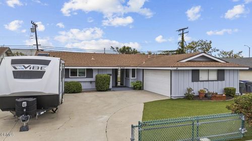 1906 Almanor St, Oxnard, CA, 93036-2607 | Card Image