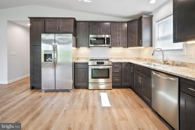 325 Walker Farm Dr, House other with 3 bedrooms, 2 bathrooms and null parking in FRONT ROYAL VA | Image 4