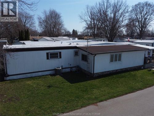 30 Regency Dr, Chatham, ON, N7L4E8 | Card Image