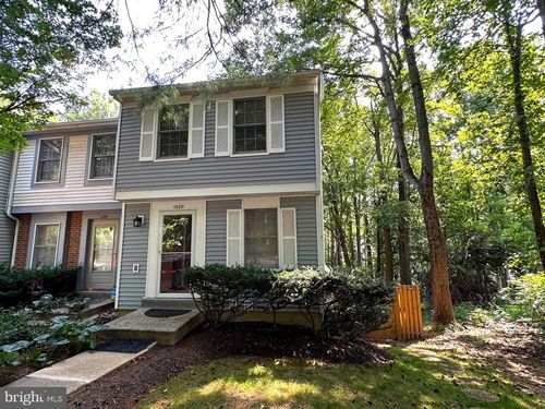 1589 Stowe Ct, RESTON, VA, 20194-1620 | Card Image