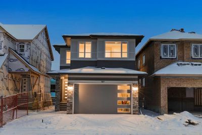 907 Langholm Dr Se, House other with 4 bedrooms, 2 bathrooms and 4 parking in Airdrie AB | Image 1