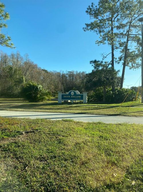 apt-d-1333 Shady Pine Way, Tarpon Springs, FL, 34688-5413 | Card Image