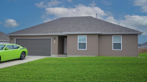 110 Silver Maple Dr, Aurora, MO, 65605-6022 | Card Image