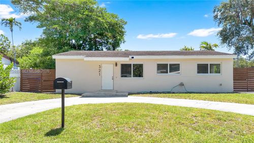 1-323 Nw 56th Ave, Miami, FL, 33126-4923 | Card Image