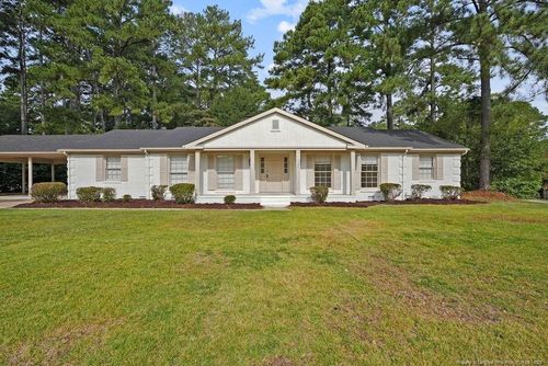107 Saint Marys Pkwy, Fayetteville, NC, 28303-4630 | Card Image