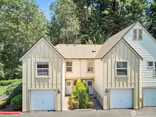 apt-d101-1600 121st St Se, Everett, WA, 98208-7910 | Card Image