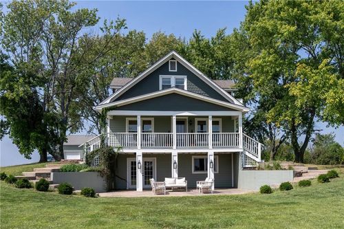 27500 Lookout Rd, Paola, KS, 66071-4041 | Card Image