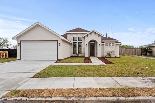 1504 Lewis St, Kingsville, TX, 78363-6634 | Card Image