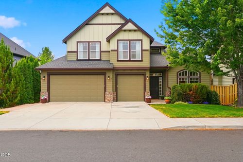 2765 Sw 49th St, Redmond, OR, 97756-1765 | Card Image