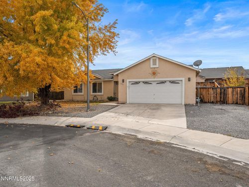 1921 Driver Ct, Fernley, NV, 89408-6627 | Card Image