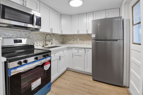 204-2213 Ne 1st Ct, Boynton Beach, FL, 33435-2905 | Card Image